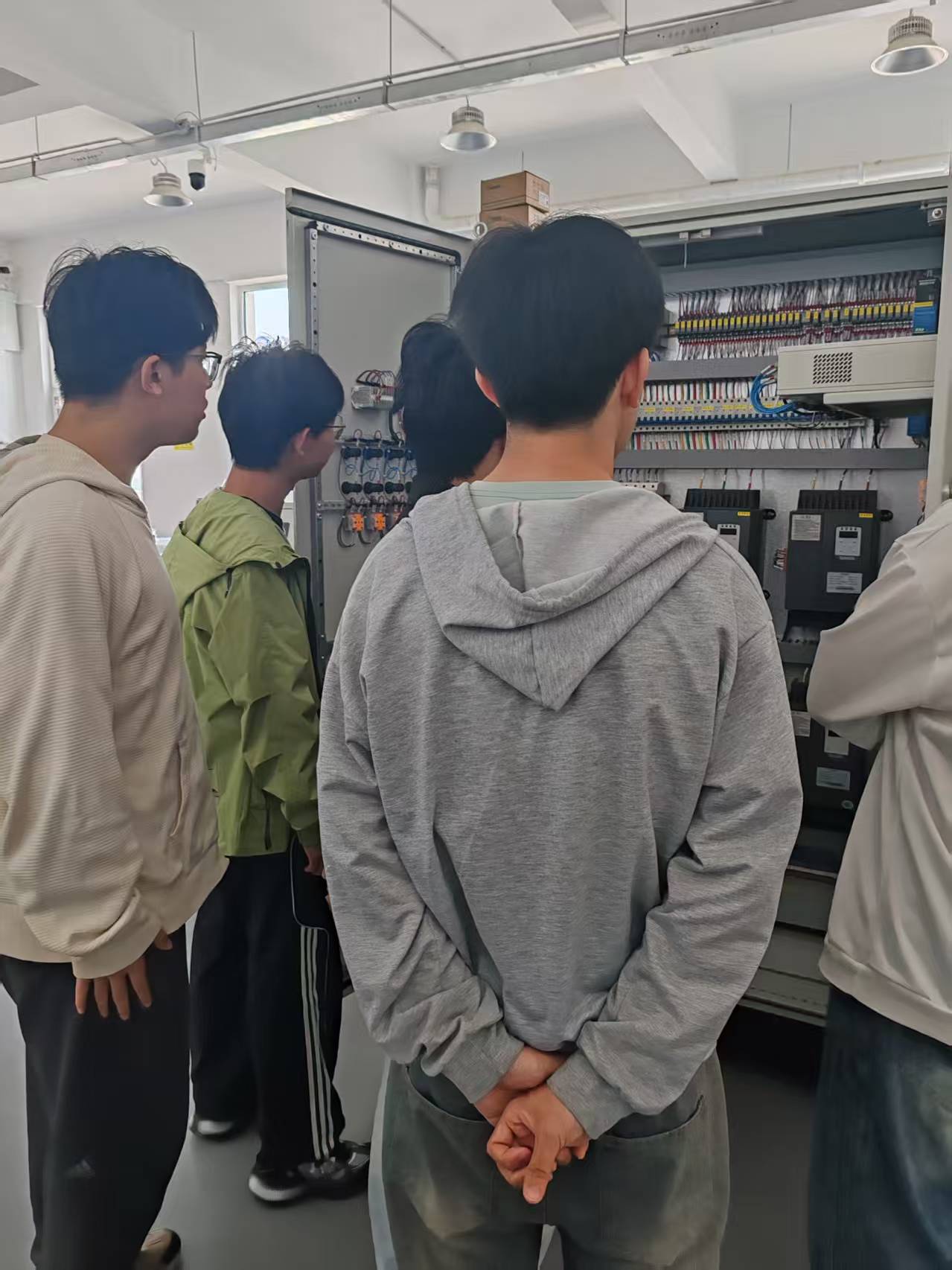 中央空调高效控制系统解决方案